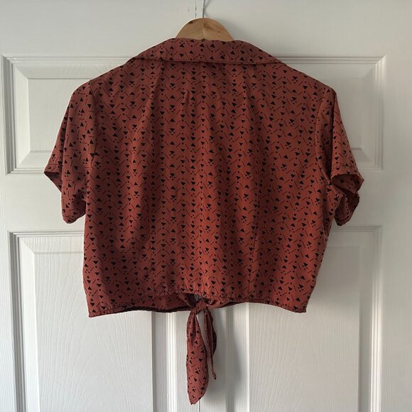 American Apparel Tie Front Crop Button Up - Picture 2 of 6